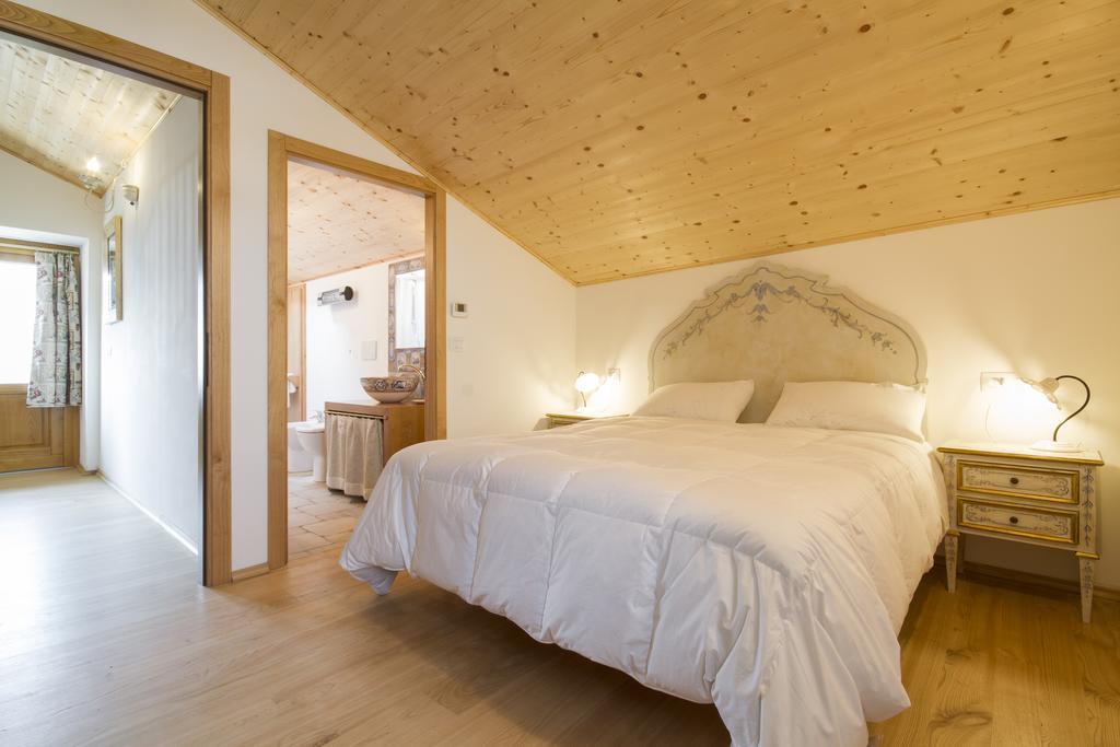 Casa Ursic Scrittore Grimacco Rom bilde