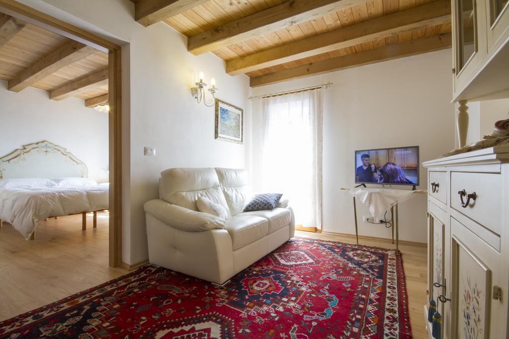 Casa Ursic Scrittore Grimacco Eksteriør bilde